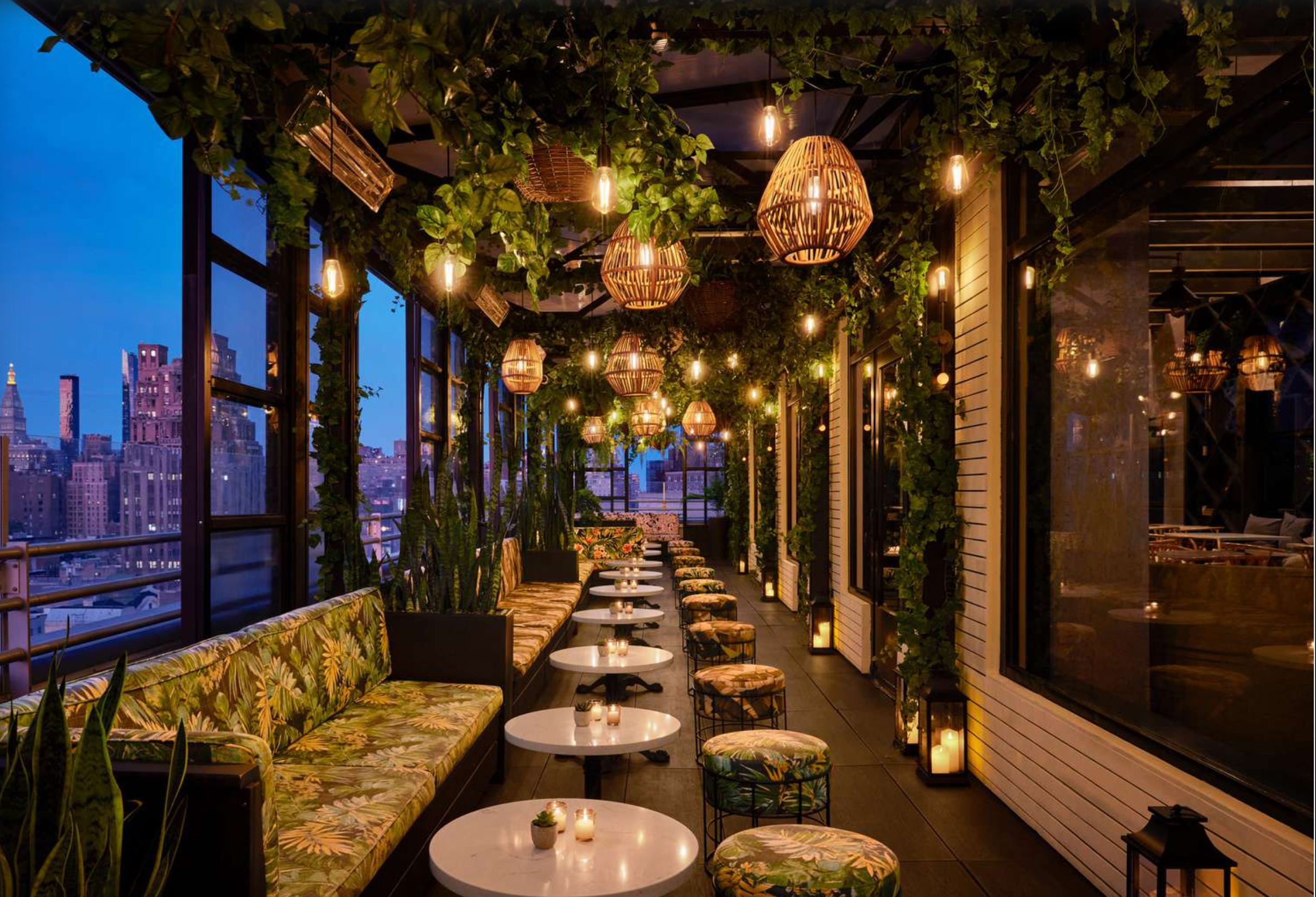 Rooftop Bar & Lounge